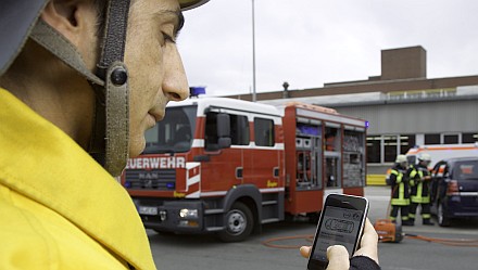 Opel erweitert einzigartiges Smartphone-Portal für Rettungskräfte