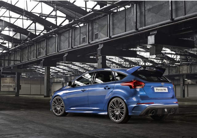 FordFocusRS 04