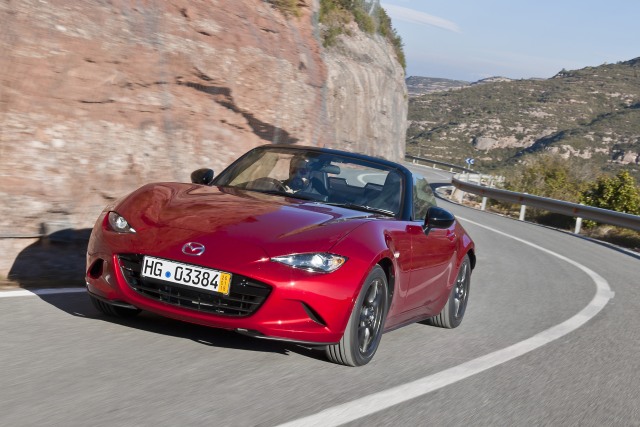 mx-5 2015 action 07  jpg300