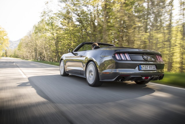 FordMustang Convertible-Grey 15