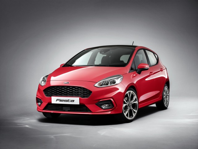 FORD FIESTA2016 ST-LINE 34 FRONT 01