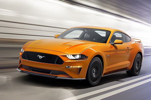 New-Ford-Mustang-V8-GT-with-Performace-Pack-in-Orange-Fury-640