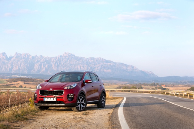 Sollte ein Beispiel für andere Mitbewerber sein: 7-Jahre-Kia-Herstellergarantie neuer sportage aussen 065