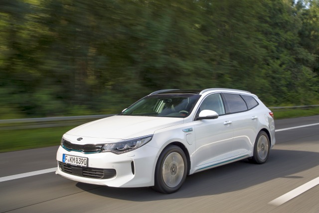 Optima Sportswagon PHEV 003