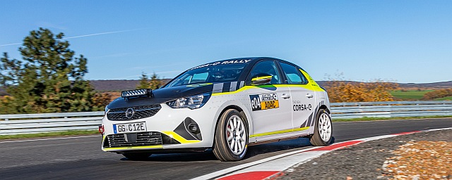 Opel Corsa e Rally header 2