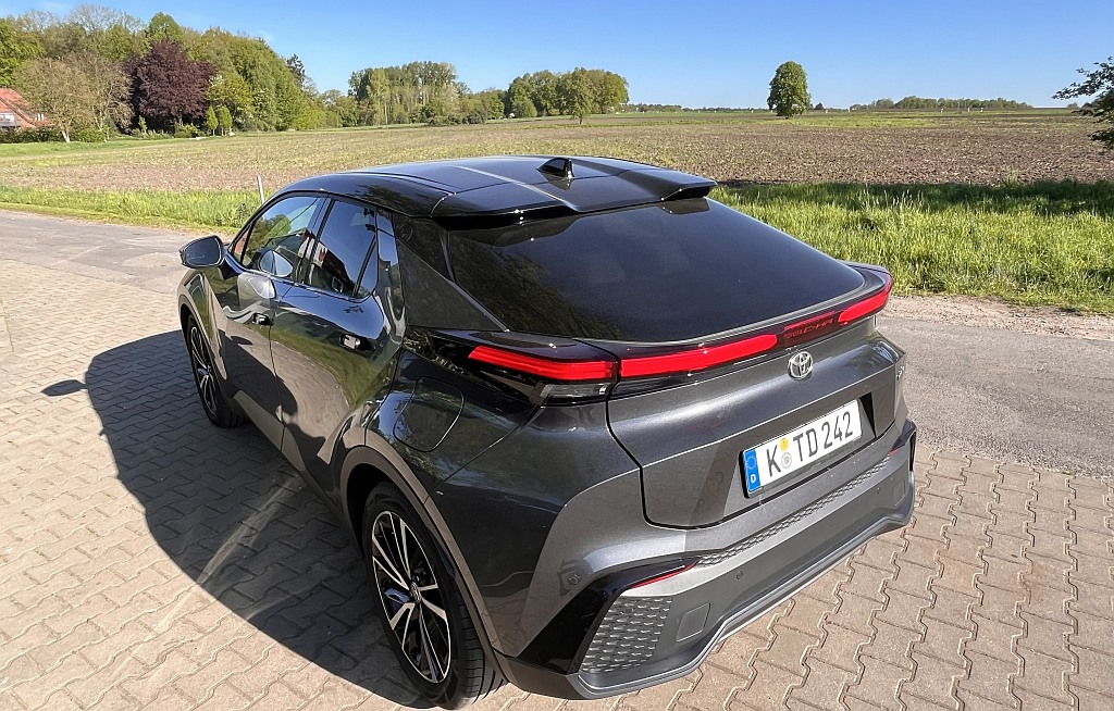 Toyota C-HR Hybrid 